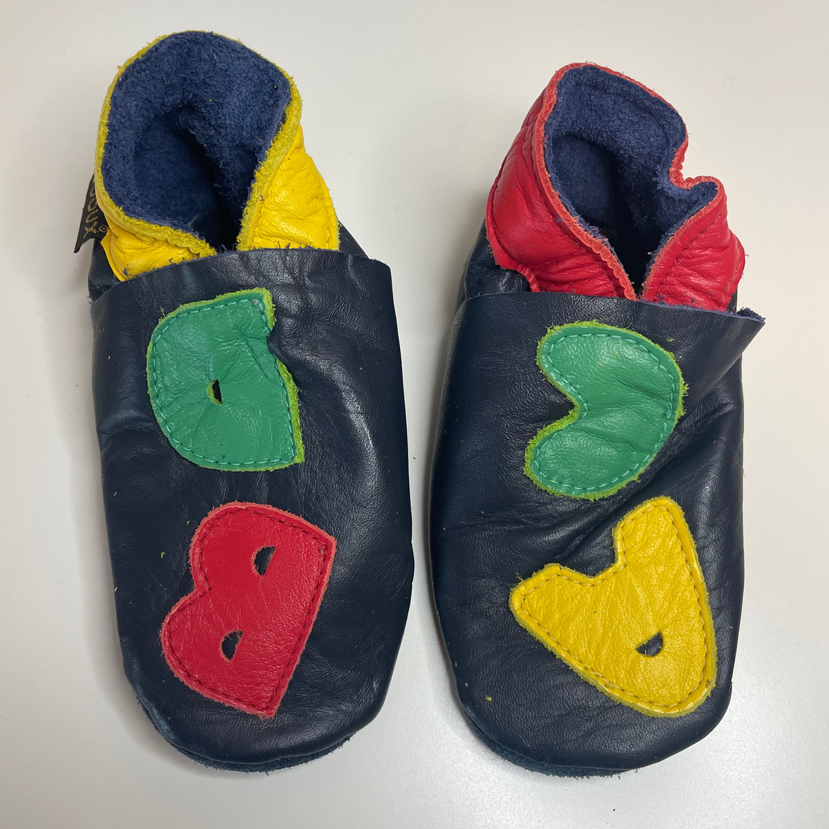 Skinntøfler til baby - ABCD